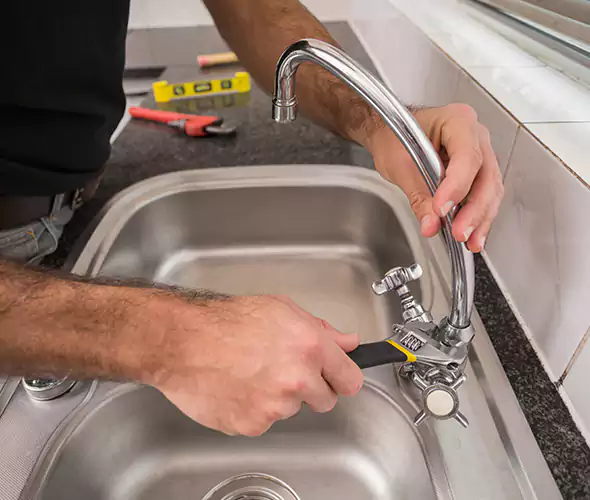 Local Experts for Faucet Repair in Coral Gables, FL:Schedule Affordable Faucet Repair Services with Us