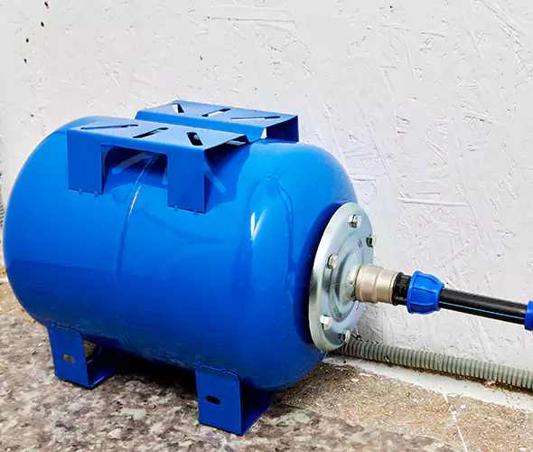 Expert Plumber for Well Pressure Tank Replacement in Coral Gables, FL: Schedule Affordable Tank Replacement Services with Us